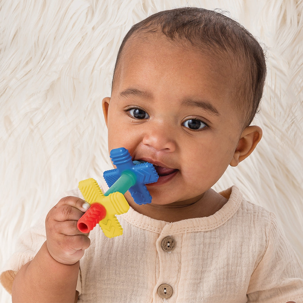 itzy ritzy teensy tube teether teething baby