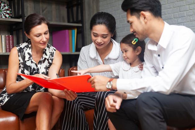 Questions to Ask at Parent-Teacher Conferences: Tips for Parents and Discussion Points