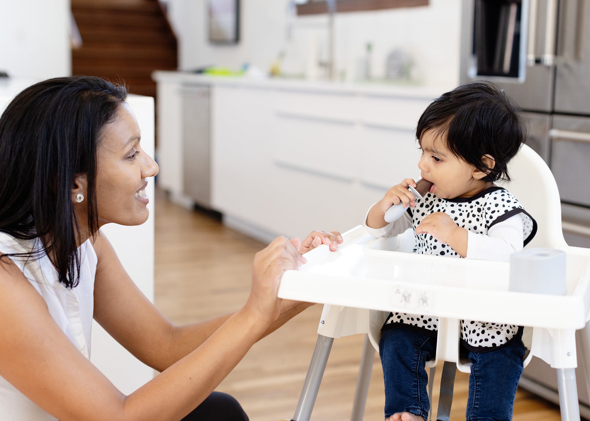 Ezpz Tiny Pops breast milk popsicle